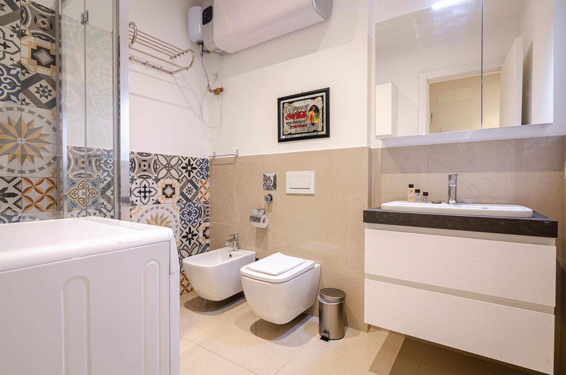 Ugo Bassi Lux Apartment Bolonya Dış mekan fotoğraf